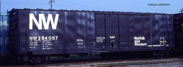 13007 NW ex-NKP DE-3-80 repaint, GA 50' RBL Sill 1/ 10'6" Offset Door/ Narrow Rods