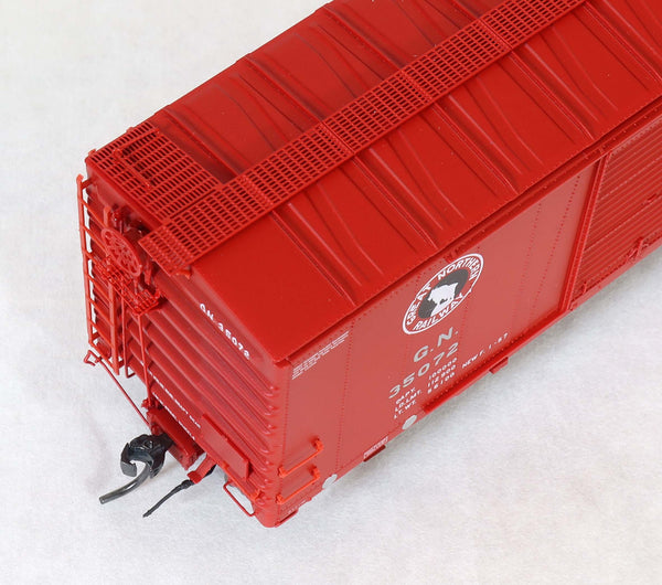 70501 St. Cloud built  50' XM 15-0 Double-slider offset, Delivery 1957 Vermillion Red (Circular Reflectors)