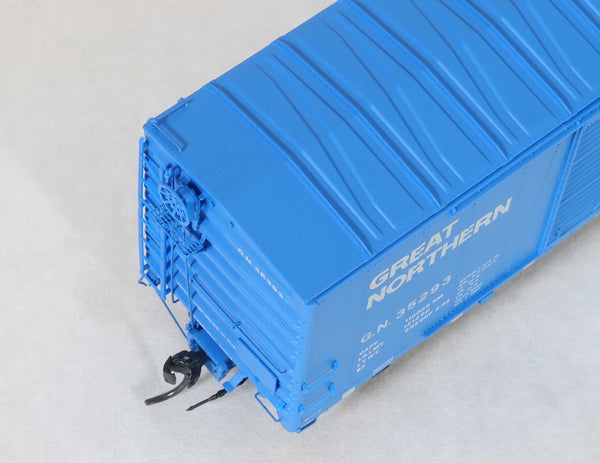 70507 St. Cloud built  50' XM 15-0 Double-slider offset, Repainted Big Sky Blue