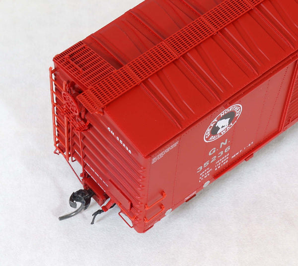 70501 St. Cloud built  50' XM 15-0 Double-slider offset, Delivery 1957 Vermillion Red (Circular Reflectors)