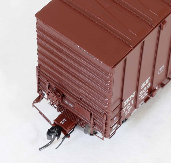 DEP61003-02  BNSF 712869 Repaint 07-03, Bx-154 ACF 50' Hi-cube non-Waffle, 8+8 plug doors